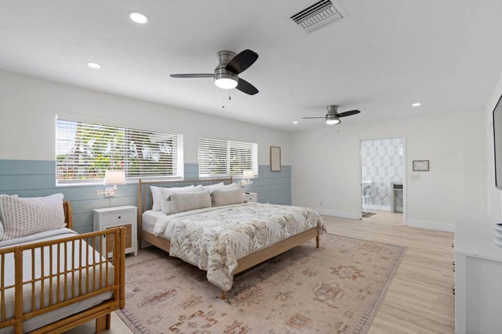 Waterfront-Heated Pool-Mini Golf-Game Room-2Mi Beach Fort Lauderdale Exteriör bild
