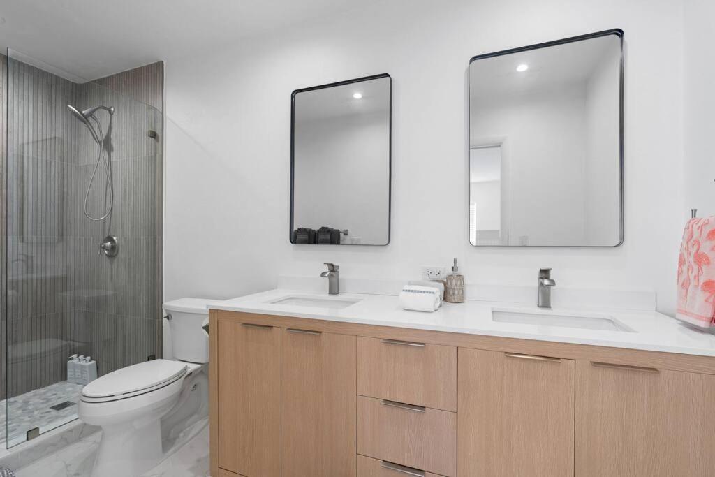 Waterfront-Heated Pool-Mini Golf-Game Room-2Mi Beach Fort Lauderdale Exteriör bild
