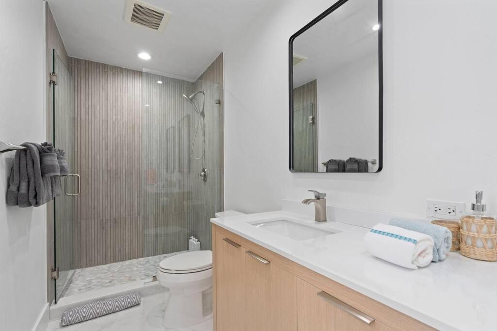 Waterfront-Heated Pool-Mini Golf-Game Room-2Mi Beach Fort Lauderdale Exteriör bild