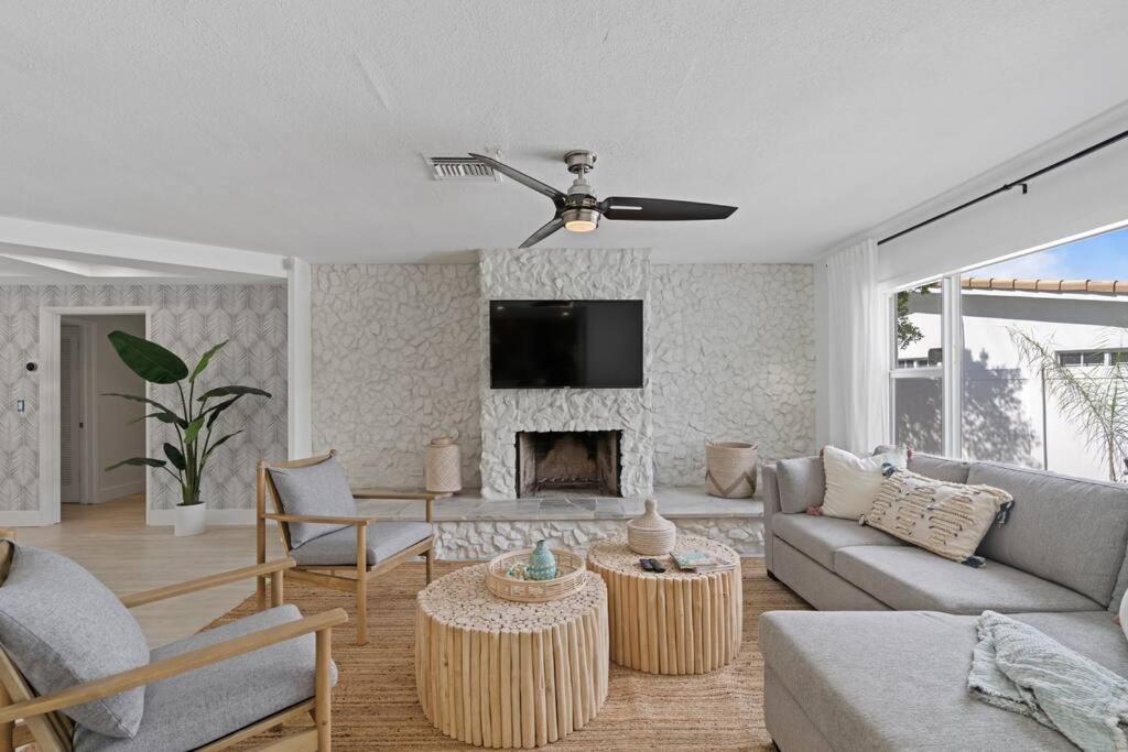Waterfront-Heated Pool-Mini Golf-Game Room-2Mi Beach Fort Lauderdale Exteriör bild